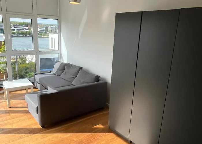 Haus Mit Panoramablick Auf Den Phoenixsee