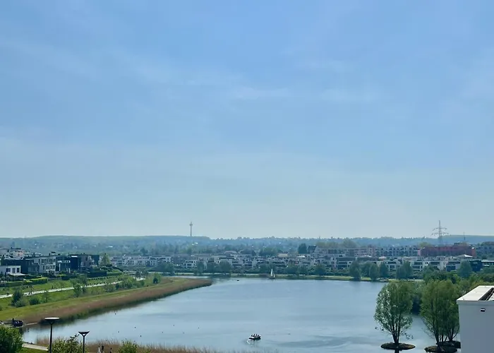 Haus Mit Panoramablick Auf Den Phoenixsee * Dortmund